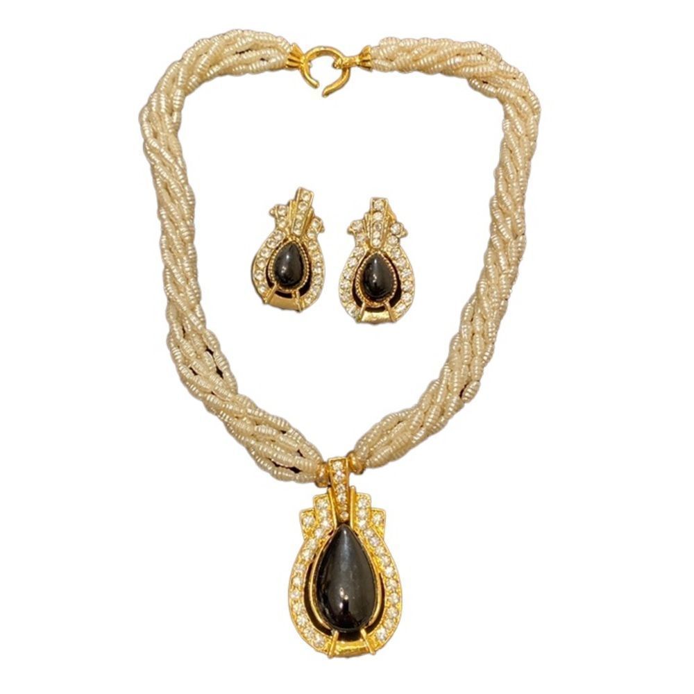Vintage Multi Strand Pearl Choker Necklace And Earrings - Picture 7 of 12